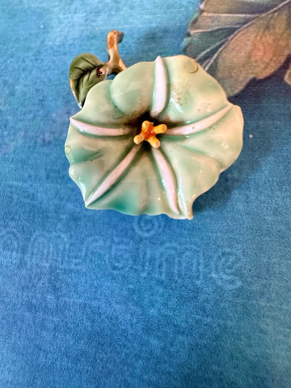 Small Green Ceramic Morning Glory Brooch with Yellow Stamen
